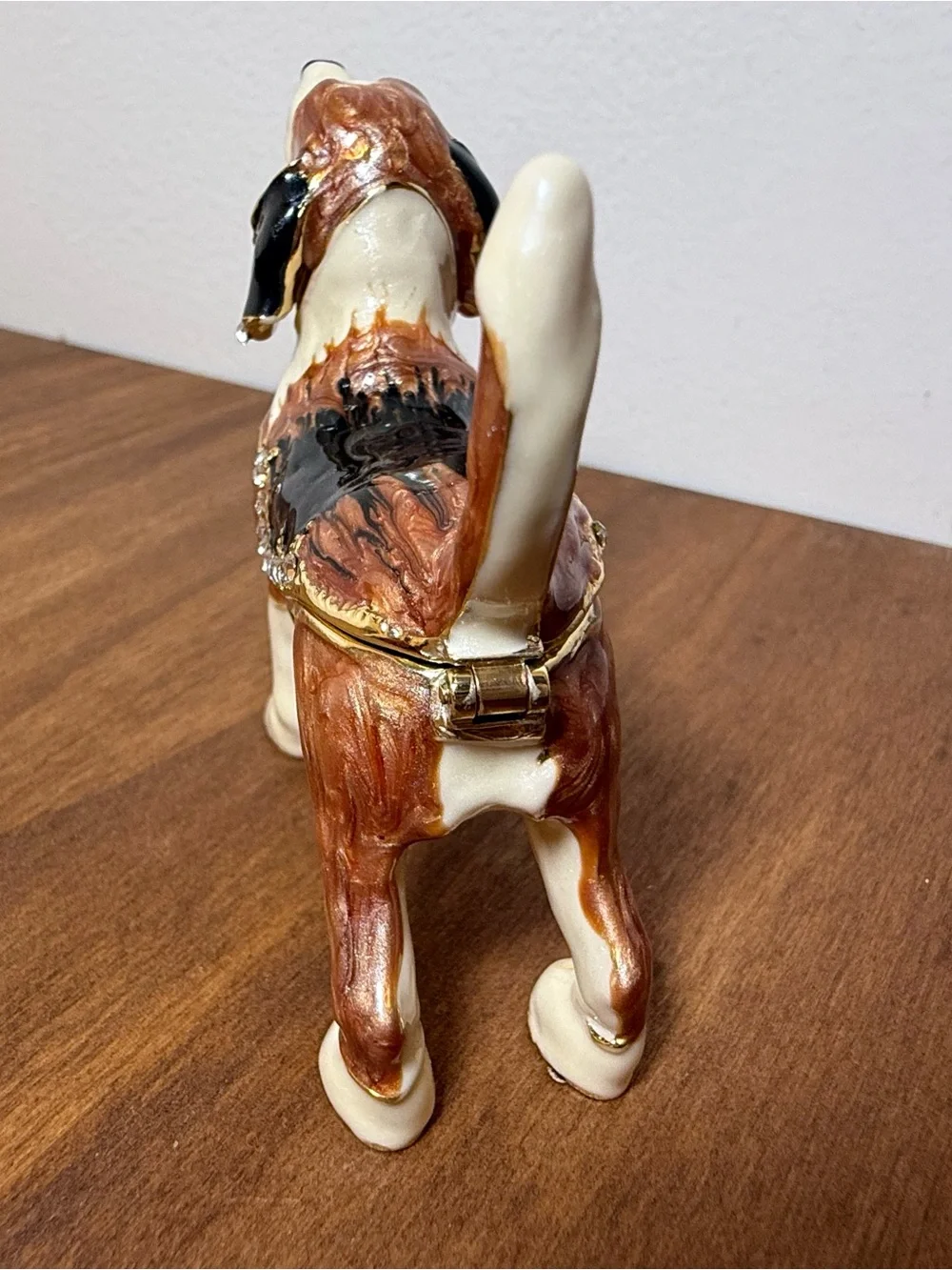 Hound dog Beagle Jewelry Trinket Box in Brown, Black & Cream